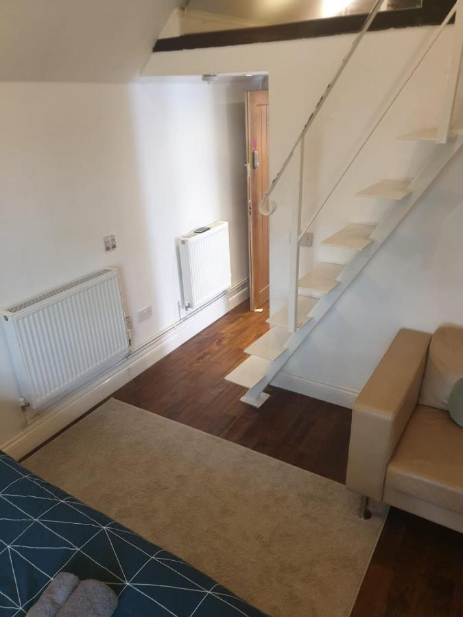 Mezzanine Studio Apartment London Exterior photo
